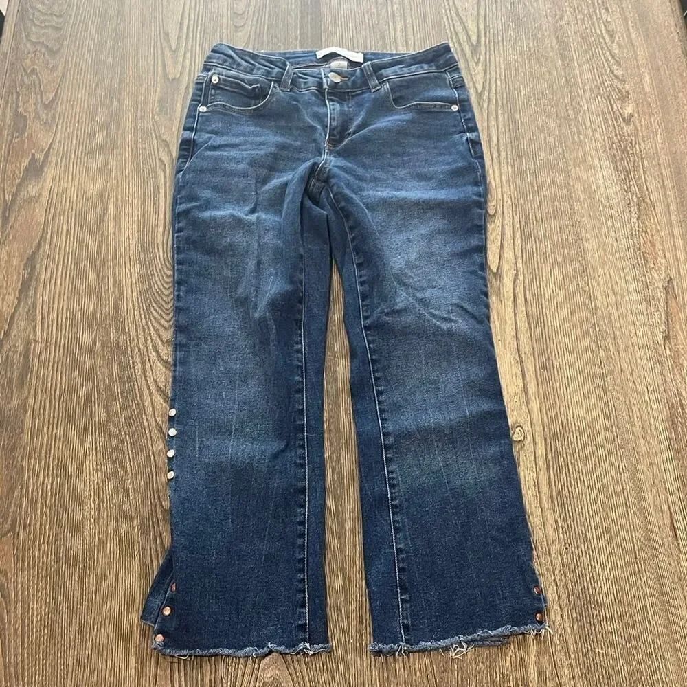 C Est. 1946 Denim Flare Jeans Mid Rise Stud Accent Stretch Medium Wash Blue Sz 2